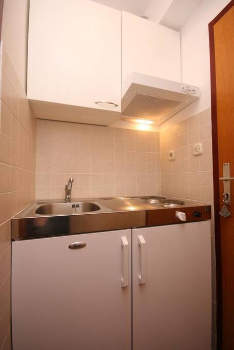 Kitchen, Surface: 2 m²
