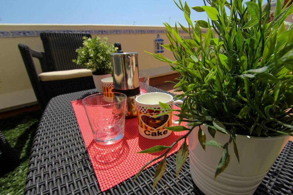 Breakfast outdoors