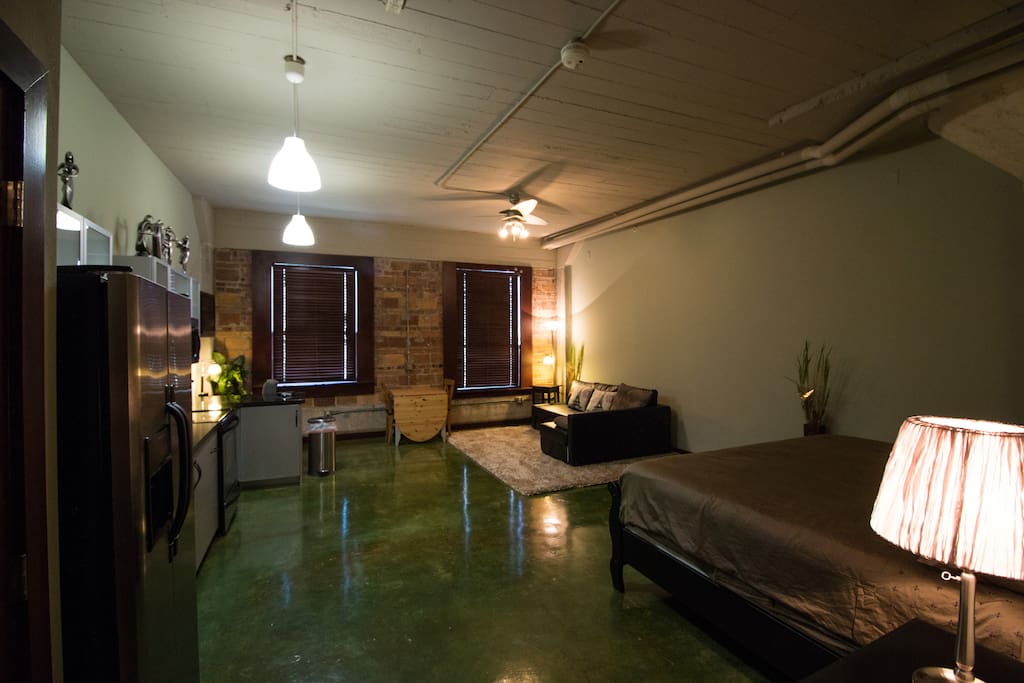 Studio apartment with full kitchen