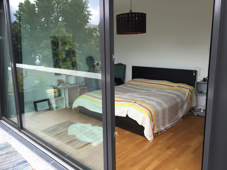 Schlafzimmer / Master Bedroom