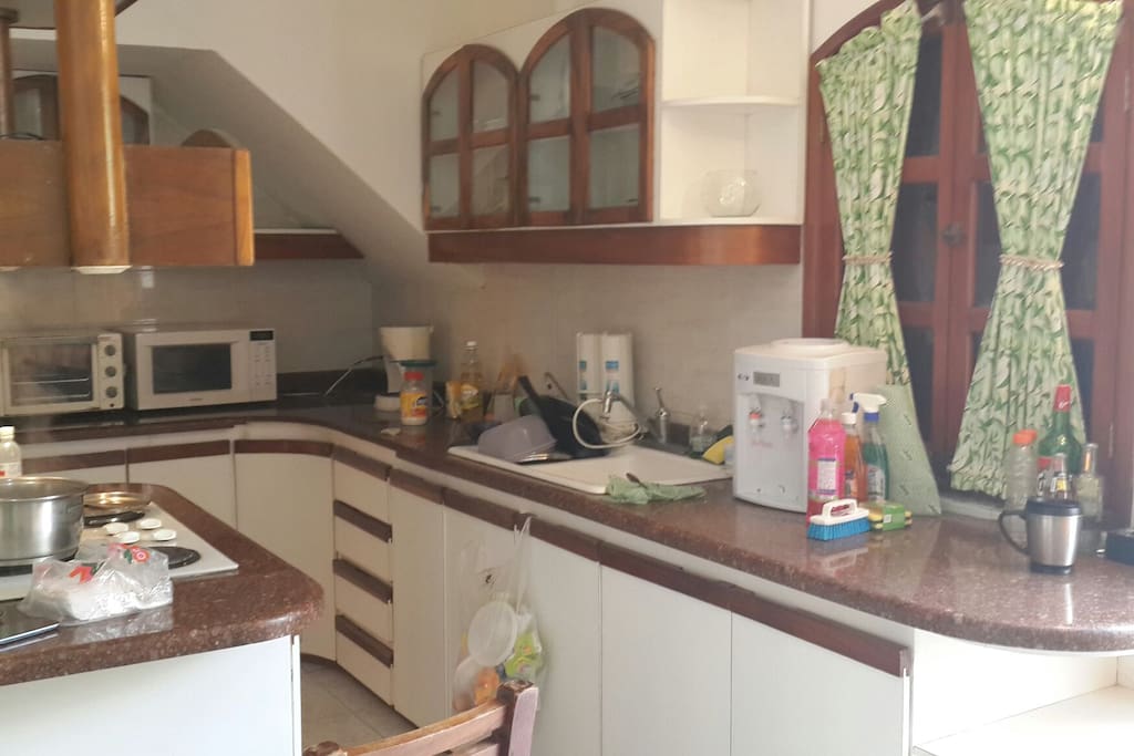 kitchen, refrigerator, washing machine, dryer, etc