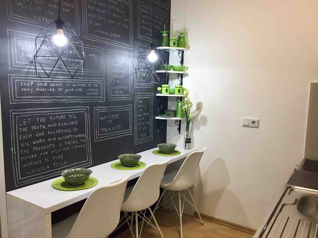 Apt Tesla /New jewel, literally heart of the city