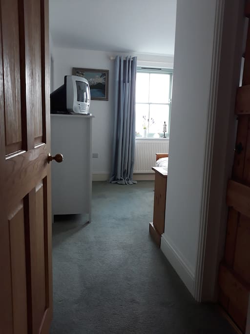 Quiet private room in family home
