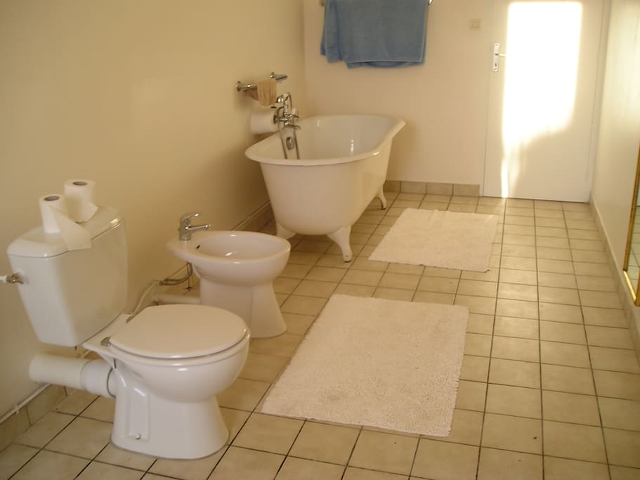 Cottage bathroom