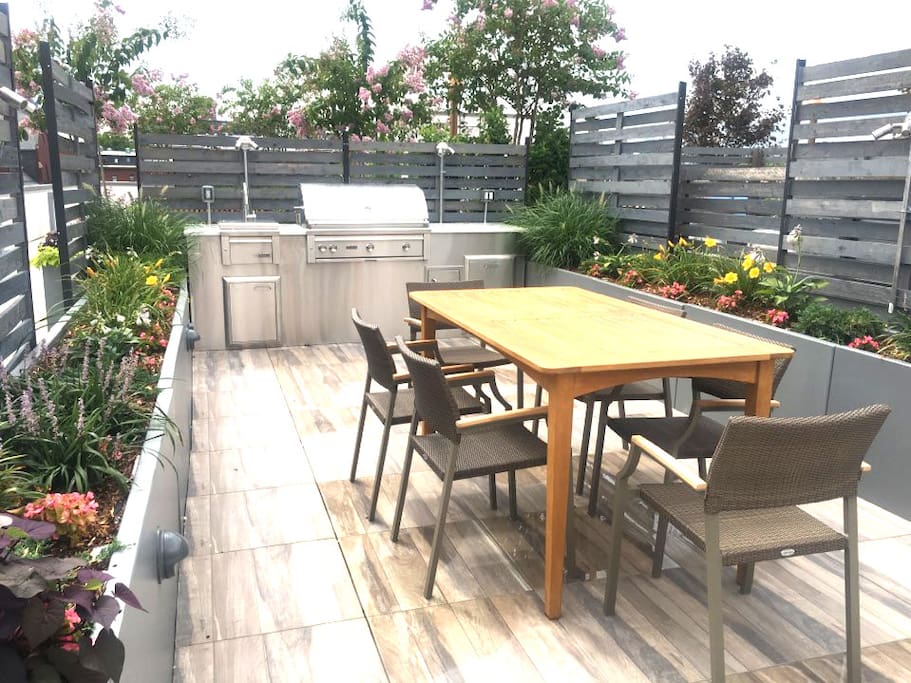Rooftop - BBQ Grill