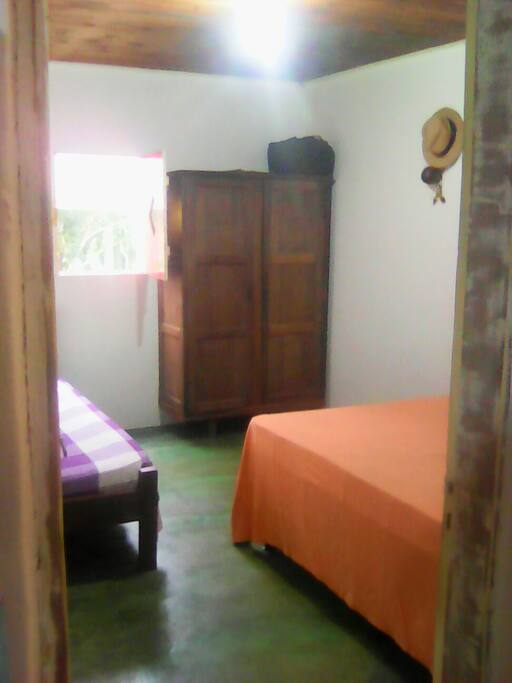 Quarto para 3pessoas