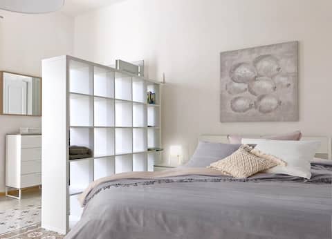 Annuncio Airbnb popolare: "Under the Stairs" a Agropoli