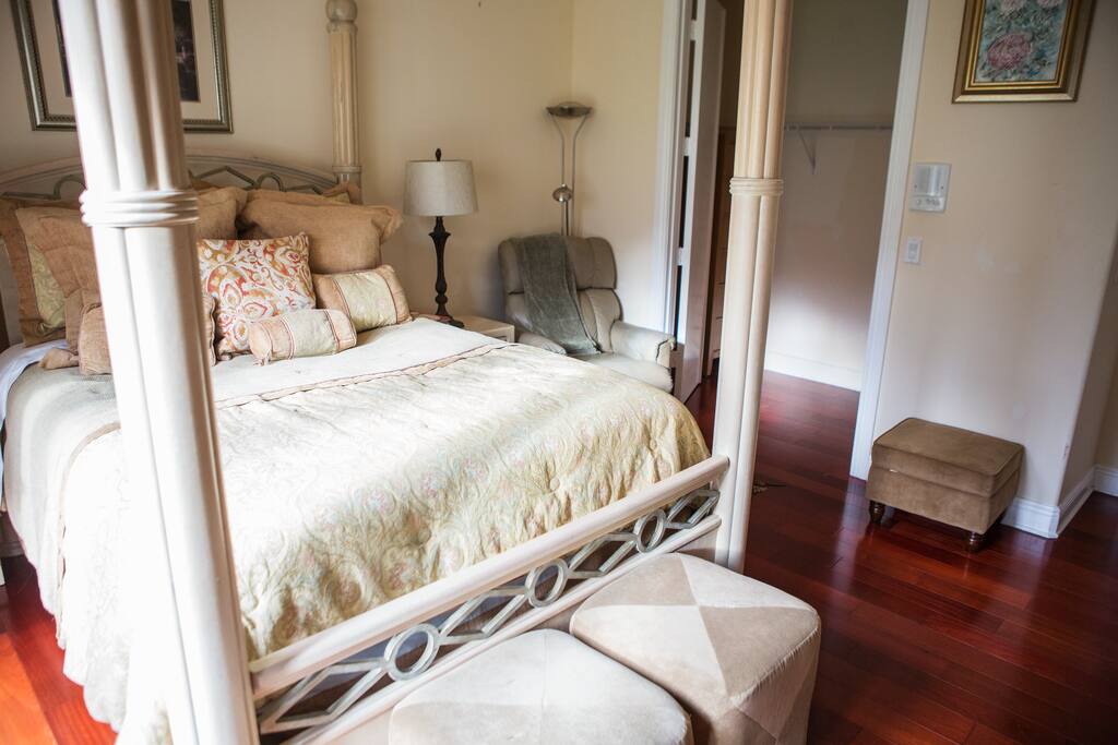 Walk in closet