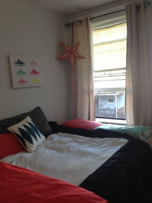 Queen bed and star lamp for romantic lighting at night. 2 comforters.