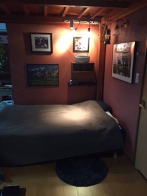 Semi-double Bed