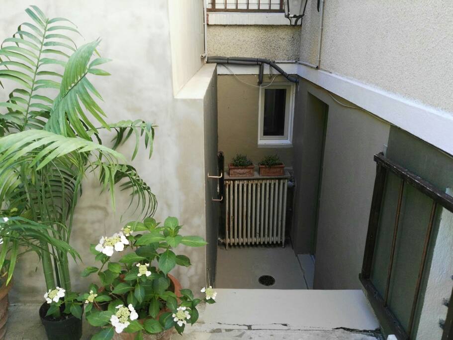entrée en entresol