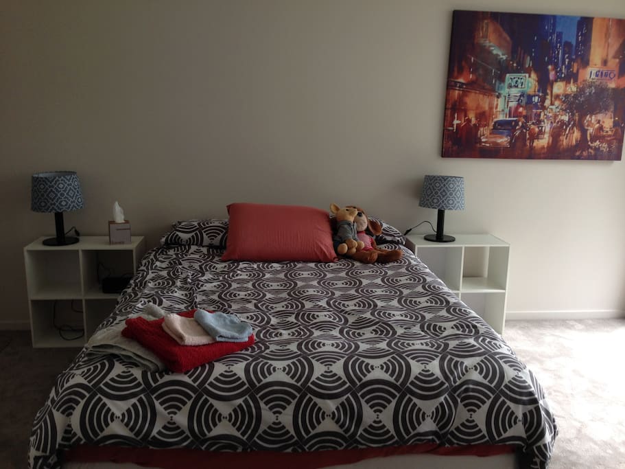 Bedroom 1 - one queen bed