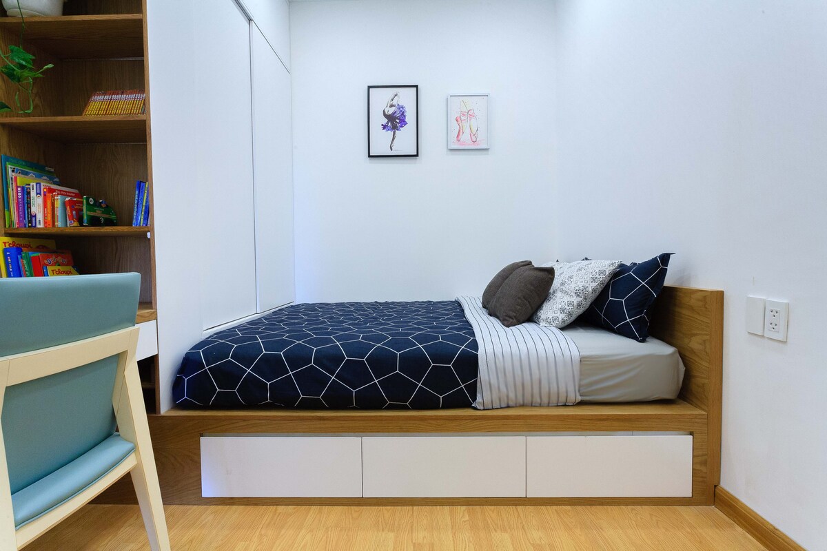 セカンドベッドルーム