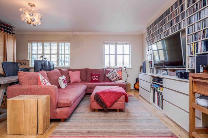 Lovely 2 Bed 2 Bath Flat In Southbank - Bloomsbury
