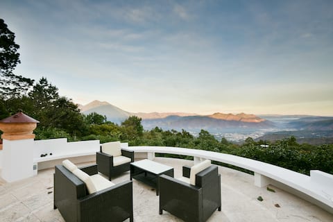 WOW!  Villa Jaguar (Papa)Avo Farm/Hills of Antigua
