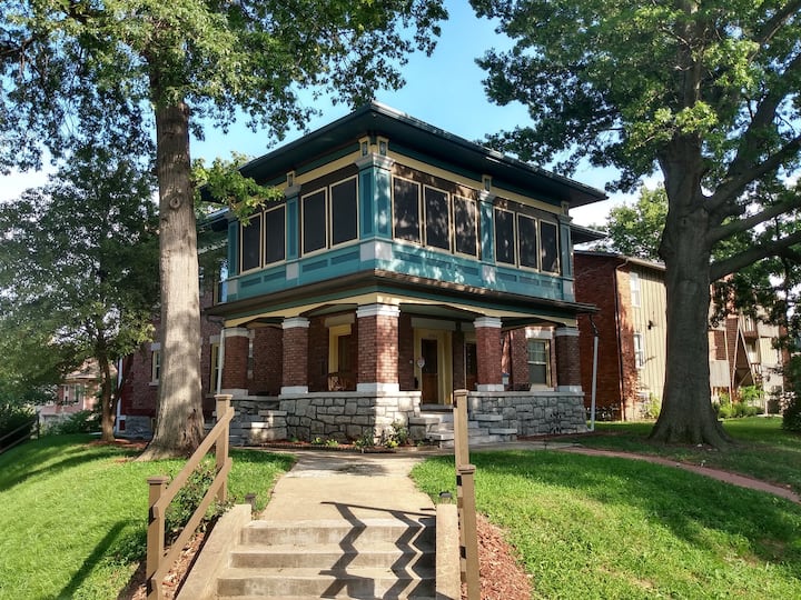 Kansas City Vacation Rentals House and Condominium Rentals Airbnb