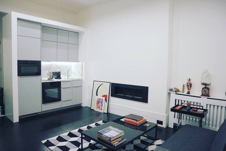 2 br flat in earl s court zone 1 central london apartments for