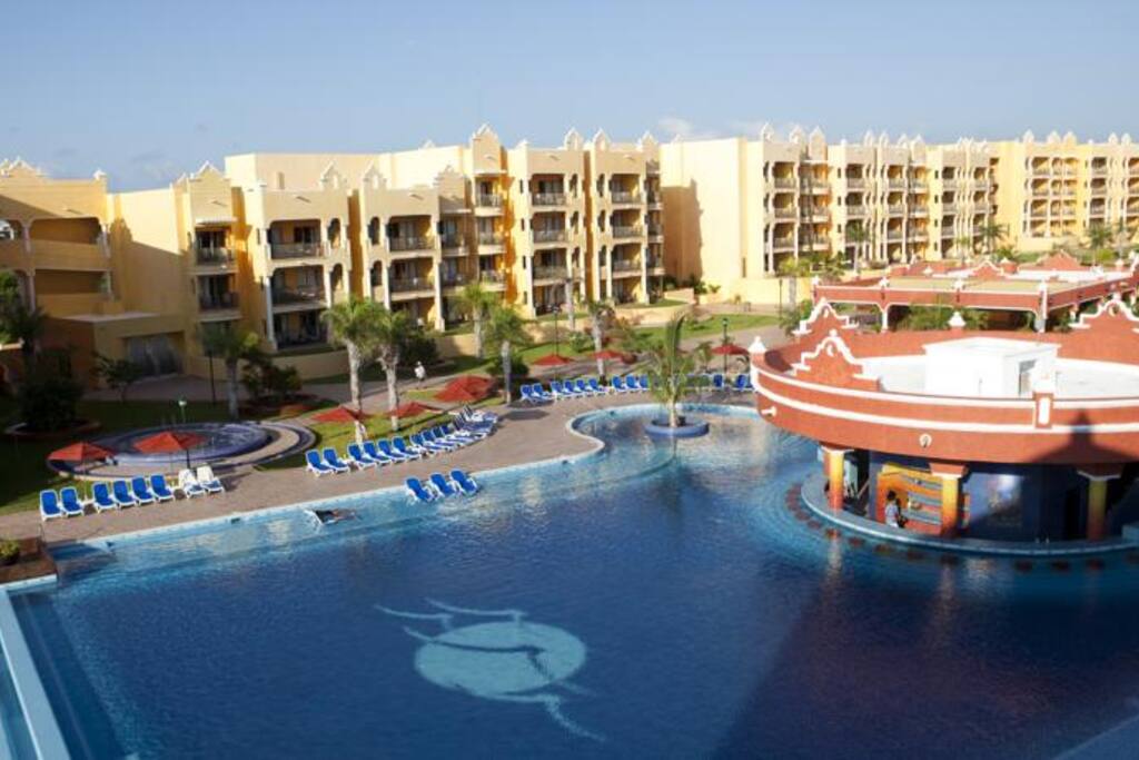 Bonito entorno en un resort