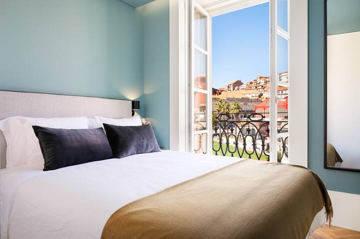 45 5 Blue Gem With River Views gallery image 2