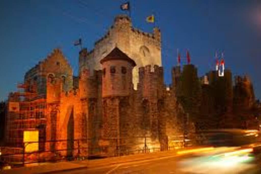 Ghent by night...