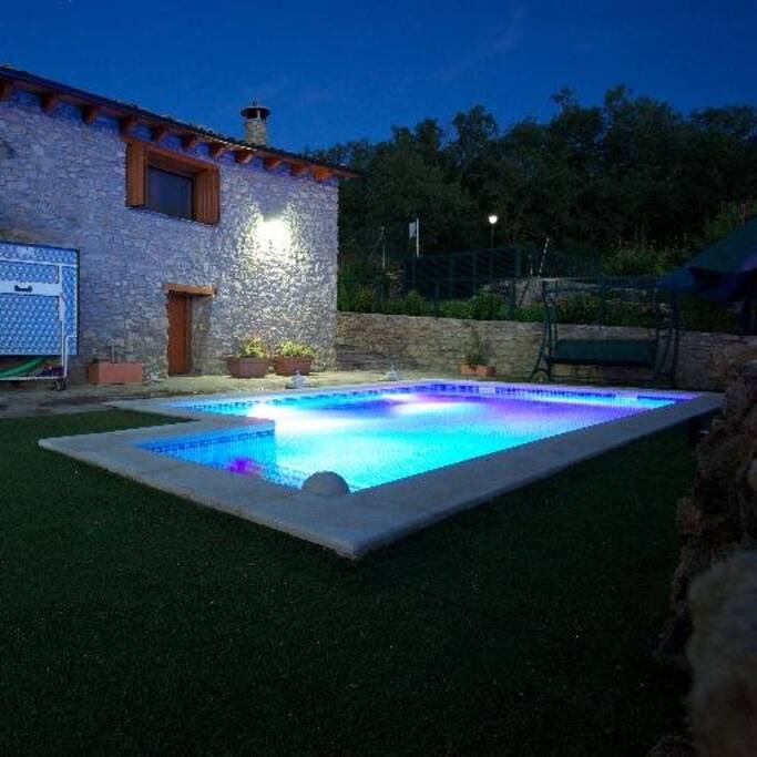 Piscina de noche