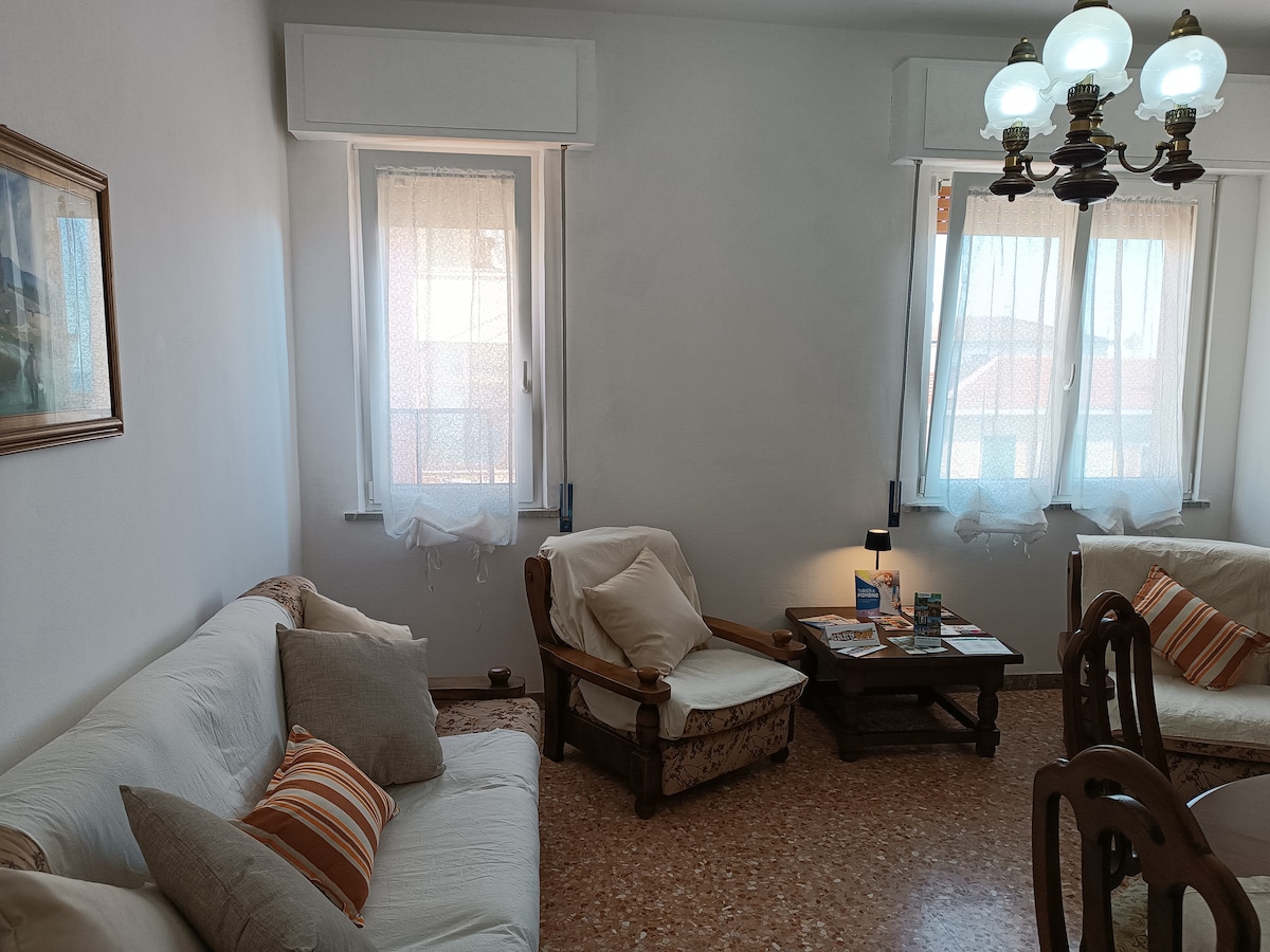 Erfolgreiche Airbnb-Immobilie: The Historical View in Piombino