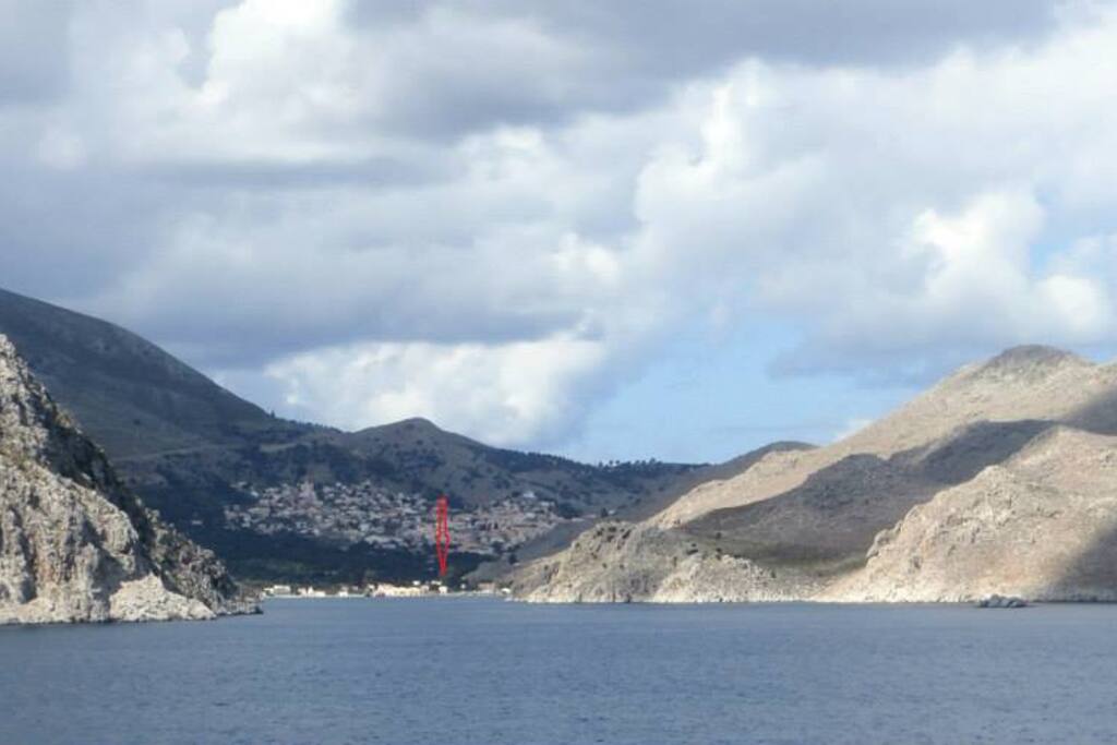 Pedi bay. The red arrow shows where Milias House is