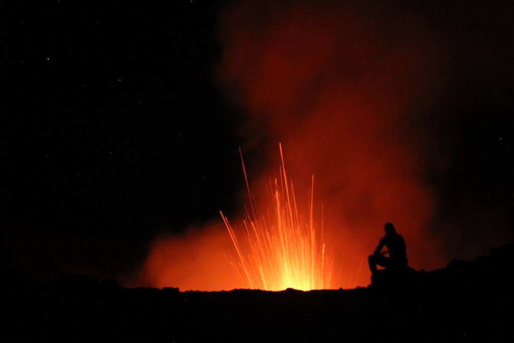 From yasur view bungalow and with the good camara that can zoom,and can this similar photo.