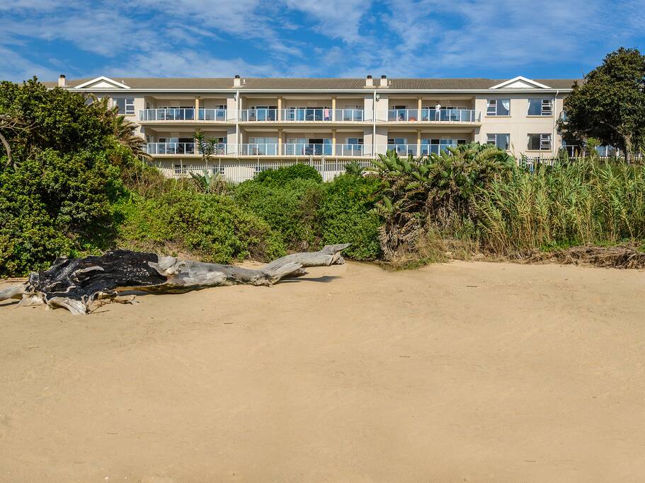 Tahiti Sands - Exterior