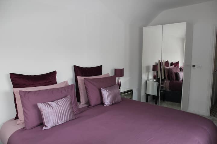 Segundo dormitorio con cama tamaño king