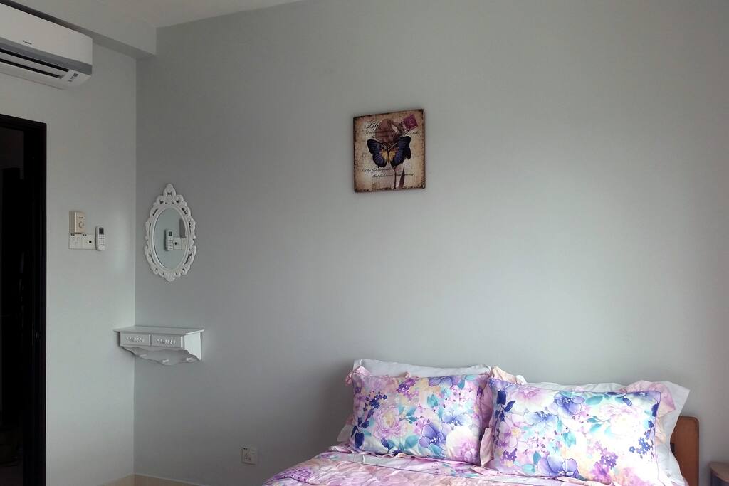 Queen bed in the room