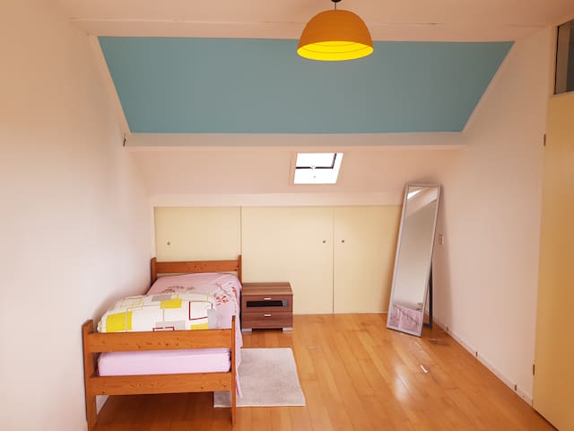 Student gateway (TUE, ASML, High-tech campus, DAF)