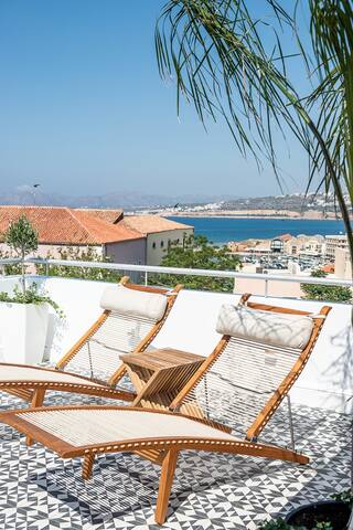 Alexandra’s Lighthouse View gallery image 3