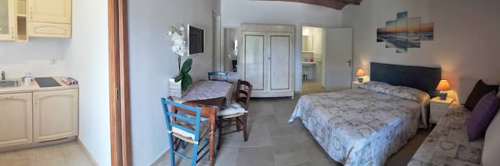 Camera Tripla In Agriturismo Con Angolo Cottura - Castagneto Carducci