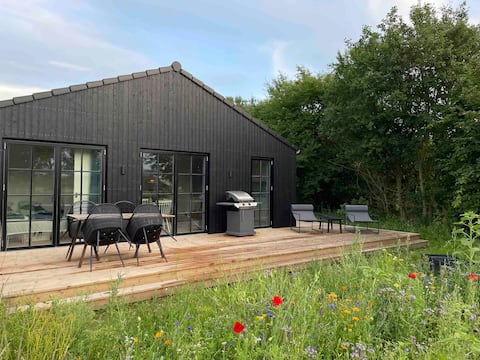 Private countryside guesthouse