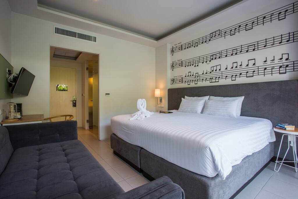 Jazz Pool Access (Double Bed)
