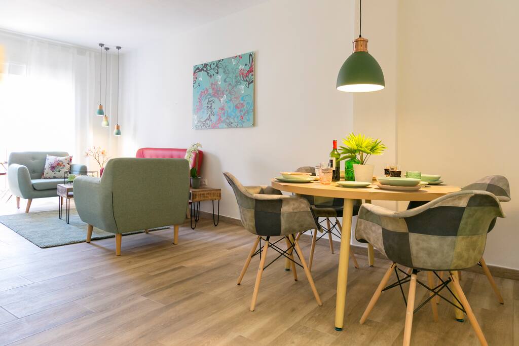 * Bright and open spaces
* Lichte en open ruimten
* Espacios claros y abiertos