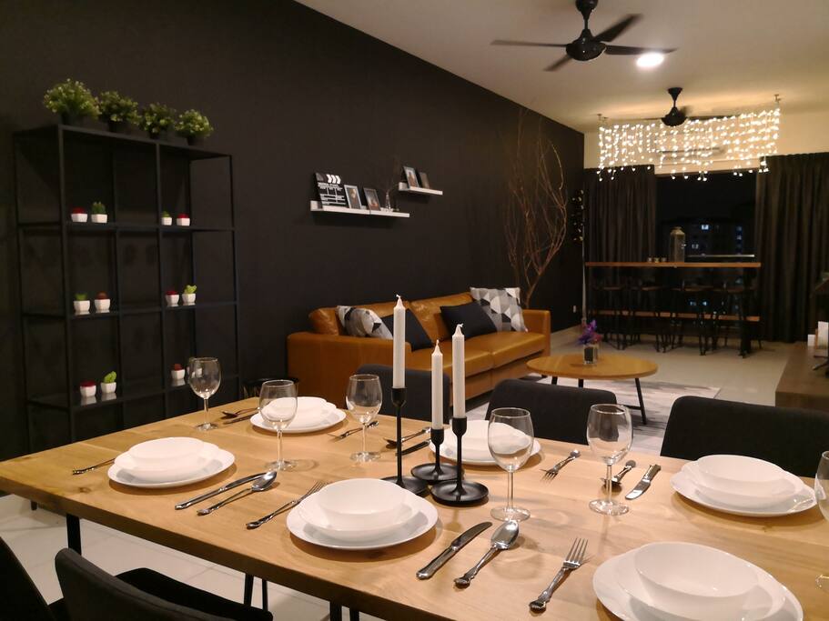 Living & Dining Area