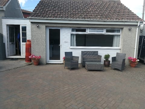 Sea Breeze Holiday Chalet