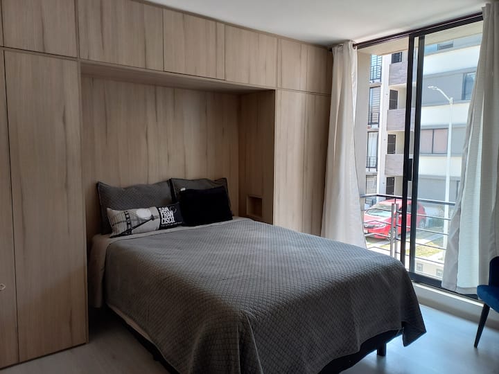 Chumba cha kulala cha kiwango cha juu kilicho na rosh 