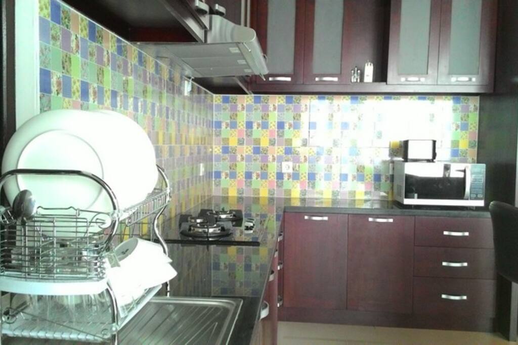 kitchen full equipped