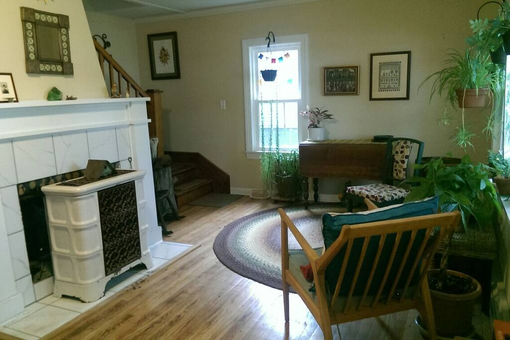 Common room/breakfast room