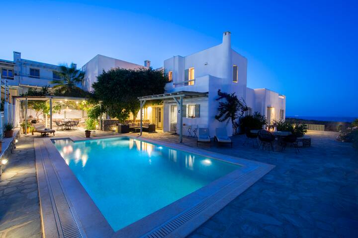 Villa Iolite by Rocks Estates gallery image 4