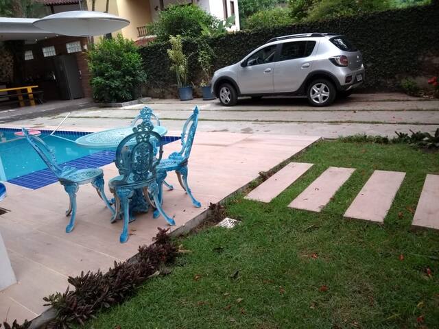 Lazer, paz e segurança apenas 10 minutos da Barra! gallery image 2