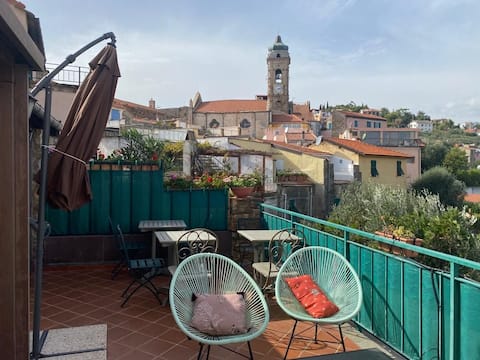 Idyllic house with roof top terrace