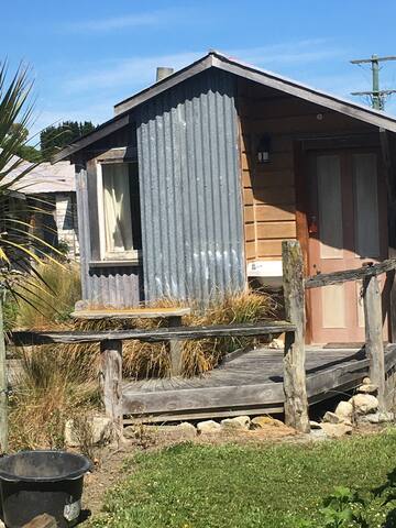 Airbnb Island Cliff Vacation Rentals Places To Stay Otago