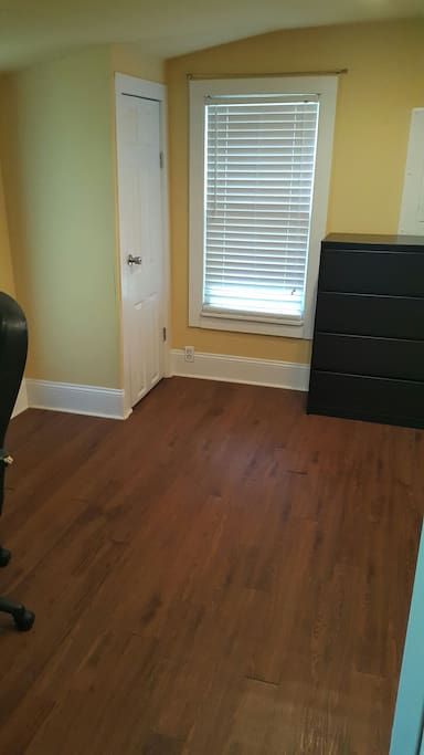 Guest room/study