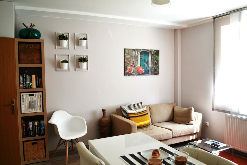DaLara Apartment no.2
Living room area with sofa bed
