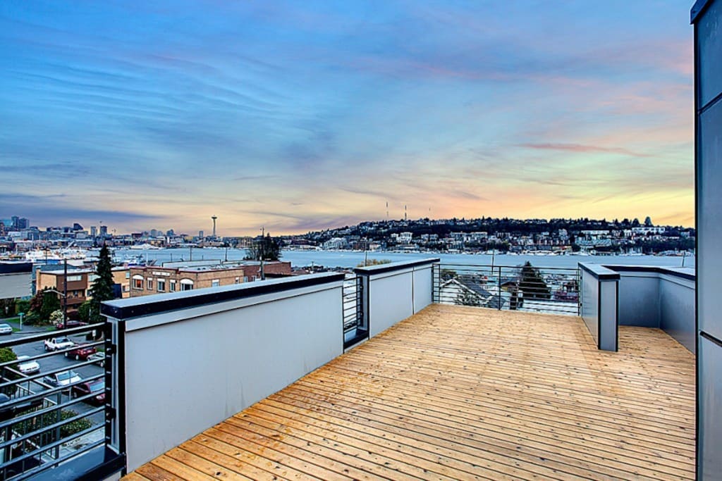 Rooftop Deck