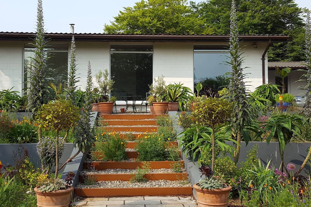 Italian terrace - view from the front of the house